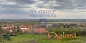 Prodaje se plac u Karlovcima 663m2